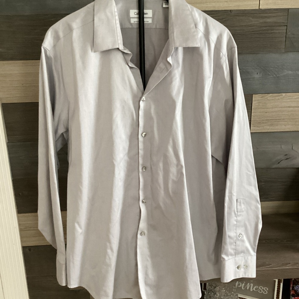 Calvin Klein MENS Button Down Grey Shirt 100% Cotton Slim Fit 17 1/2 (32-33)